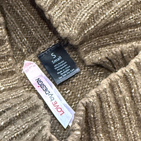 Love by Design Small Cozy Green Brown Knit Sweater with Pockets - Picture 6 of 6